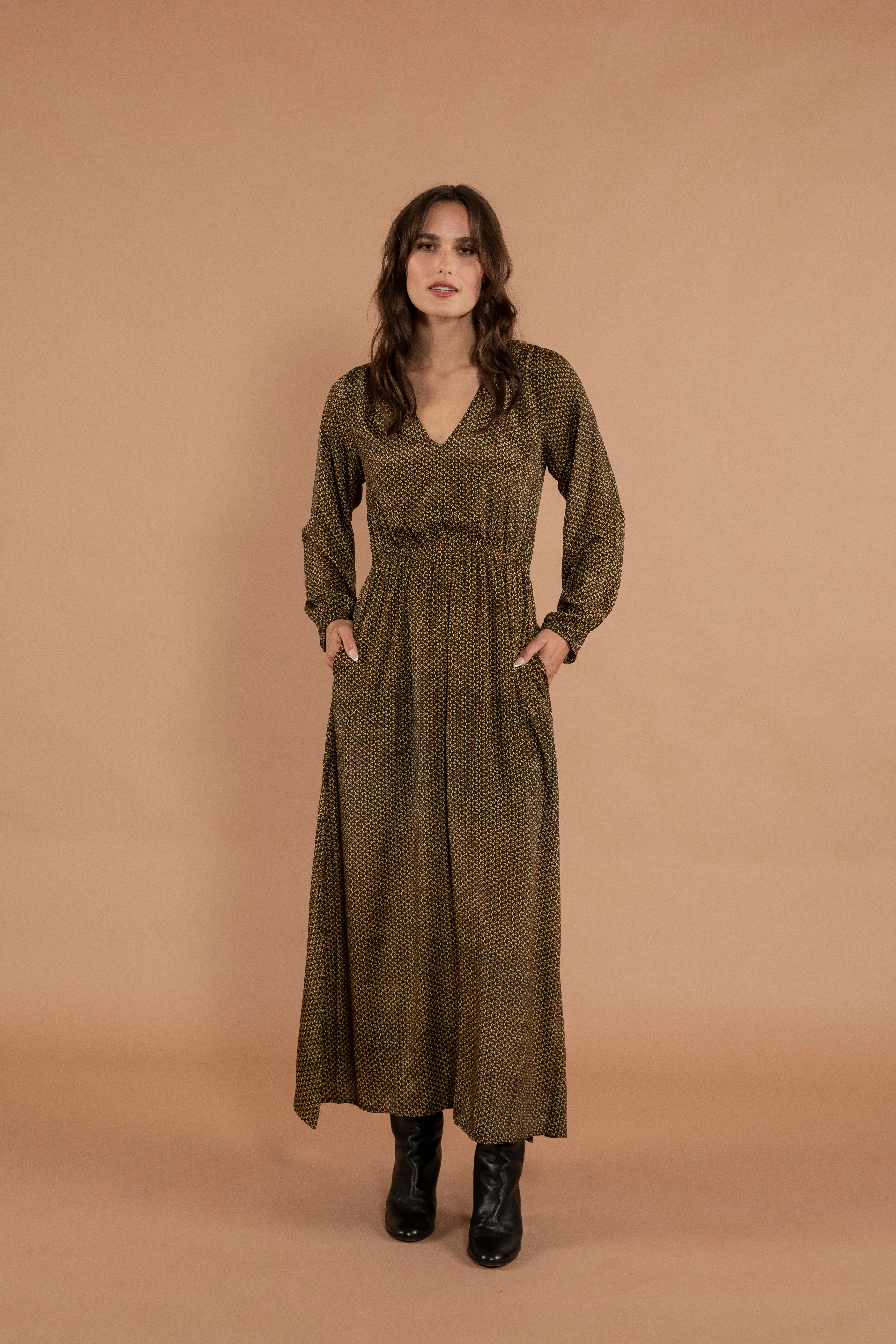 Aashvi V-Neck Maxi Dress