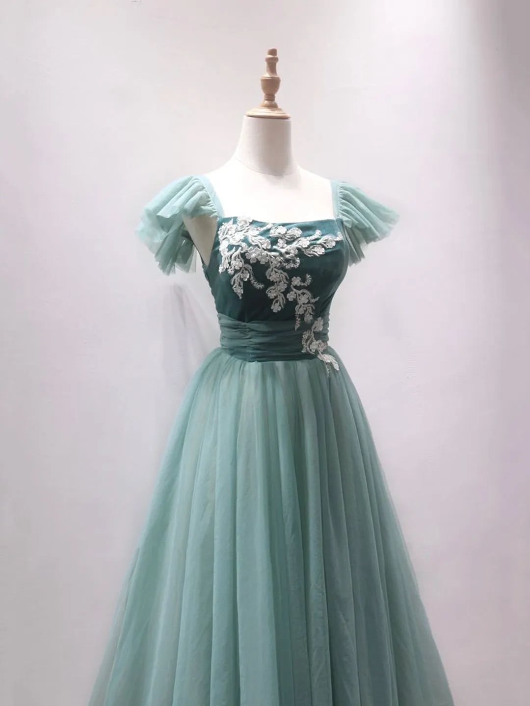 Green Velvet Tulle Tea Length Prom Dress Cute A-Line Party Dress with Lace