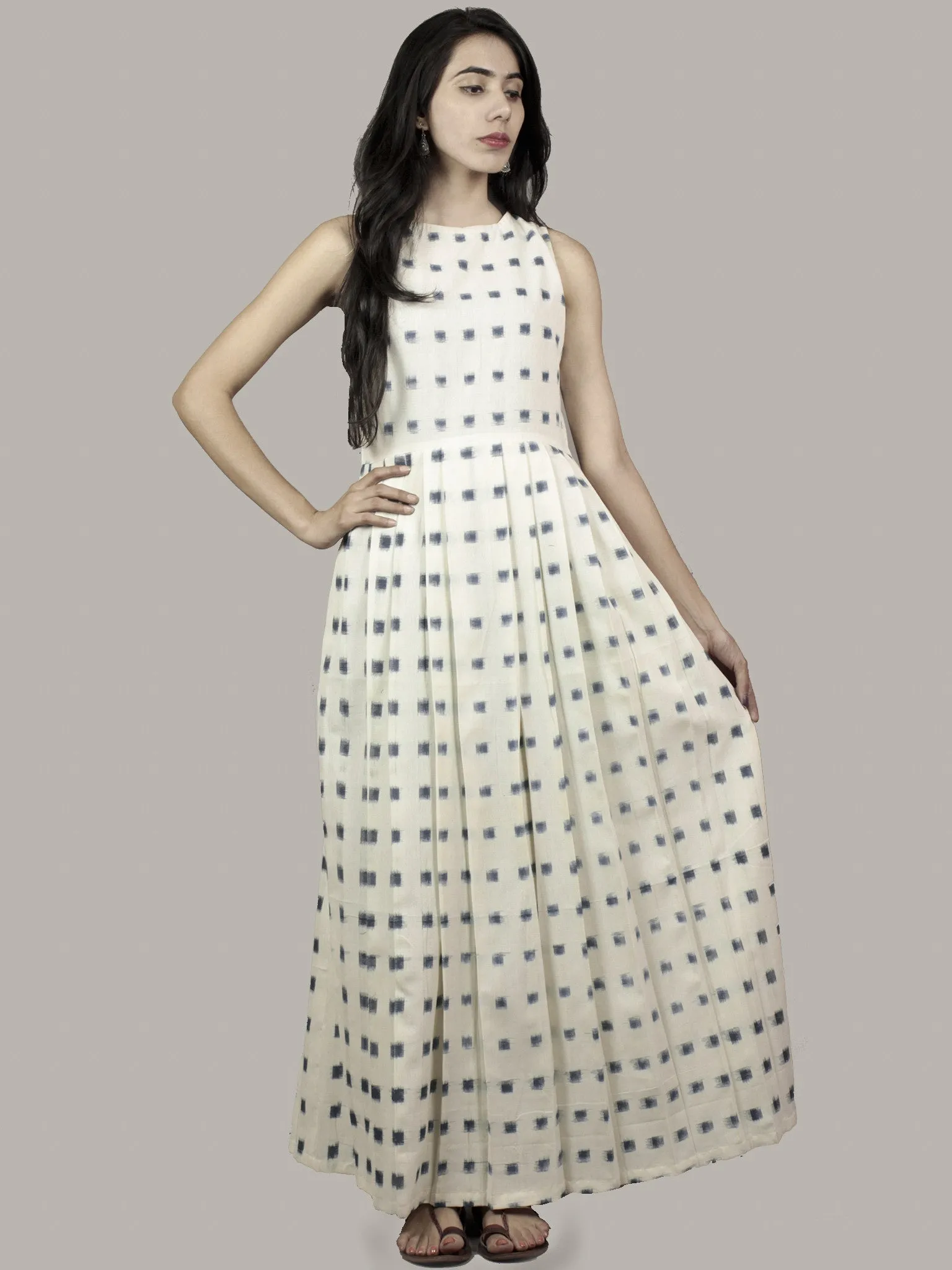 Ivory Indigo Long Sleeveless Handwoven Double Ikat Dress With Knife Pleats & Side Pockets - D3265606