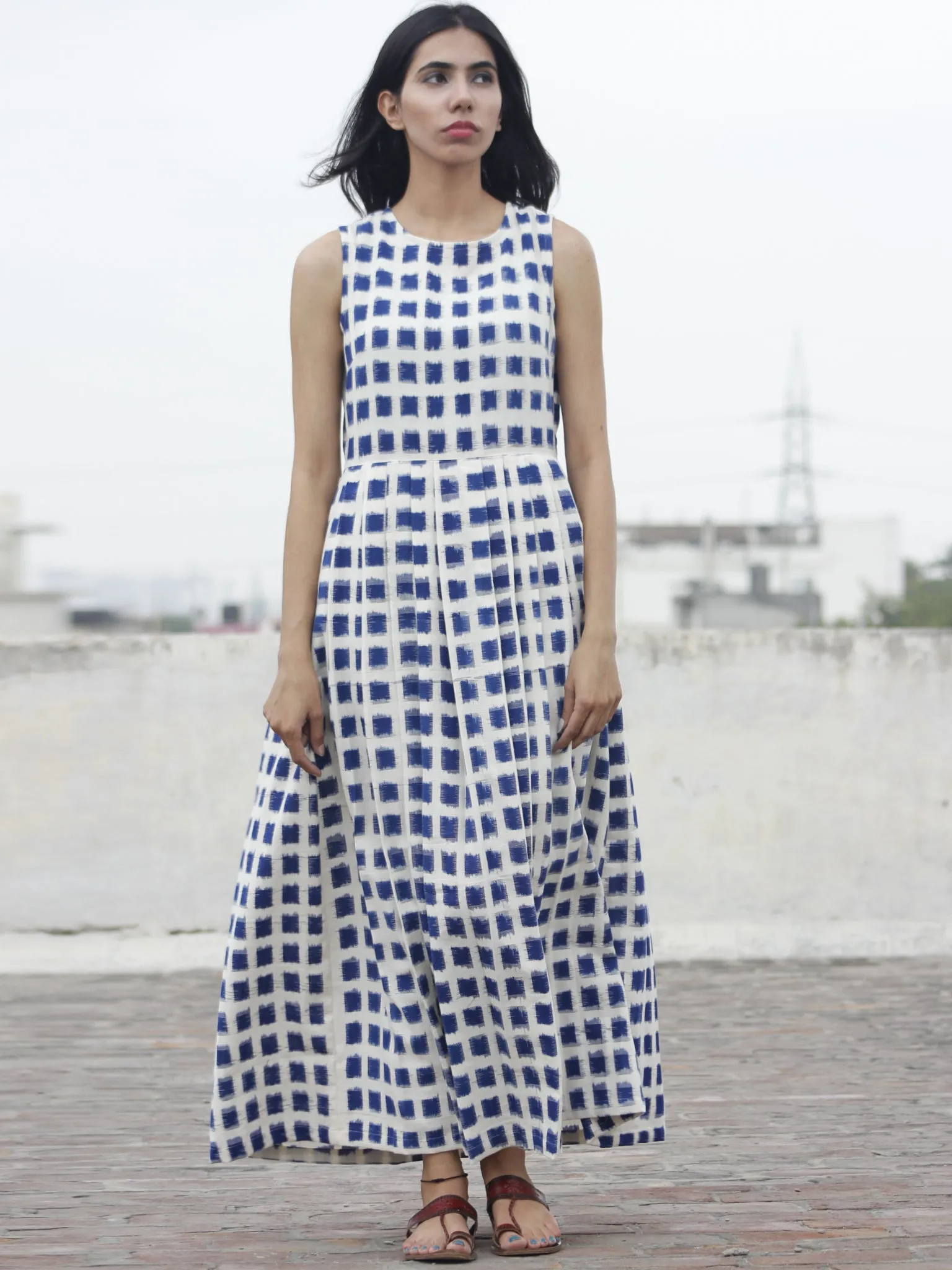 Ivory Indigo Long Sleeveless Handwoven Double Ikat Dress With Knife Pleats & Side Pockets - D32F918