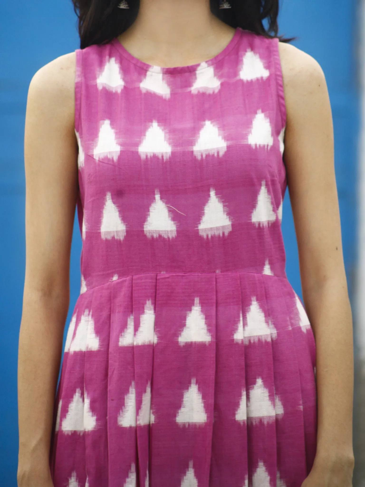 Levander White Long Sleeveless Handwoven Double Ikat Dress With Knife Pleats & Side Pockets - D32F013