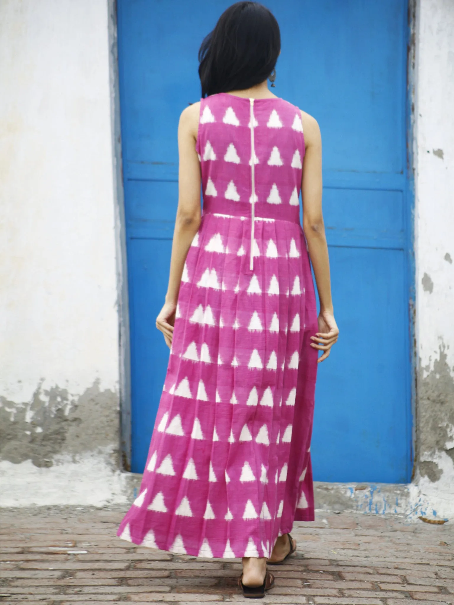 Levander White Long Sleeveless Handwoven Double Ikat Dress With Knife Pleats & Side Pockets - D32F013