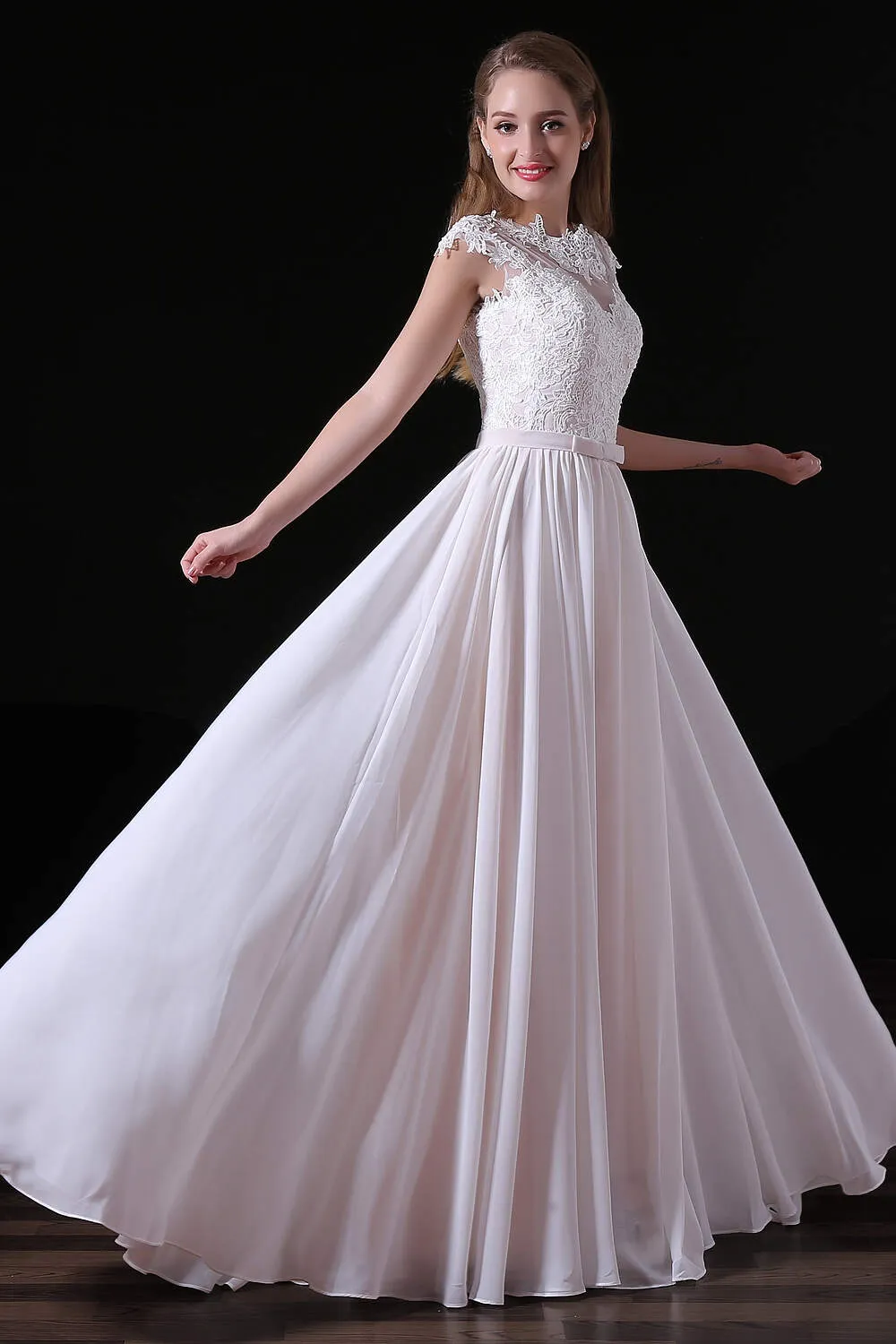 Light Pink Chiffon Wedding Dresses with veil Lace Appliques Top Short Sleeve