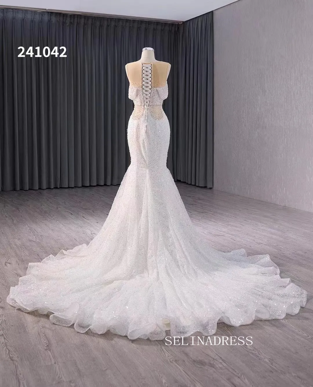 Luxury Mermaid Beaded Wedding Dress Sleeveless Bridal Gowns 241042