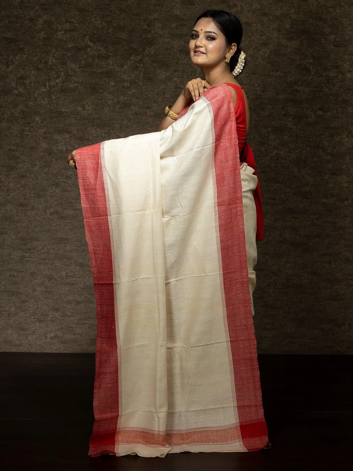 Par Anchal Matka Silk Saree