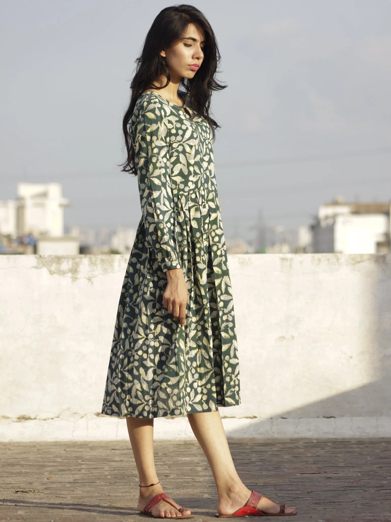 Pine Green Indigo Ivory Hand Block Printed Cotton Midi Dress With Knife Pleats - D101F605